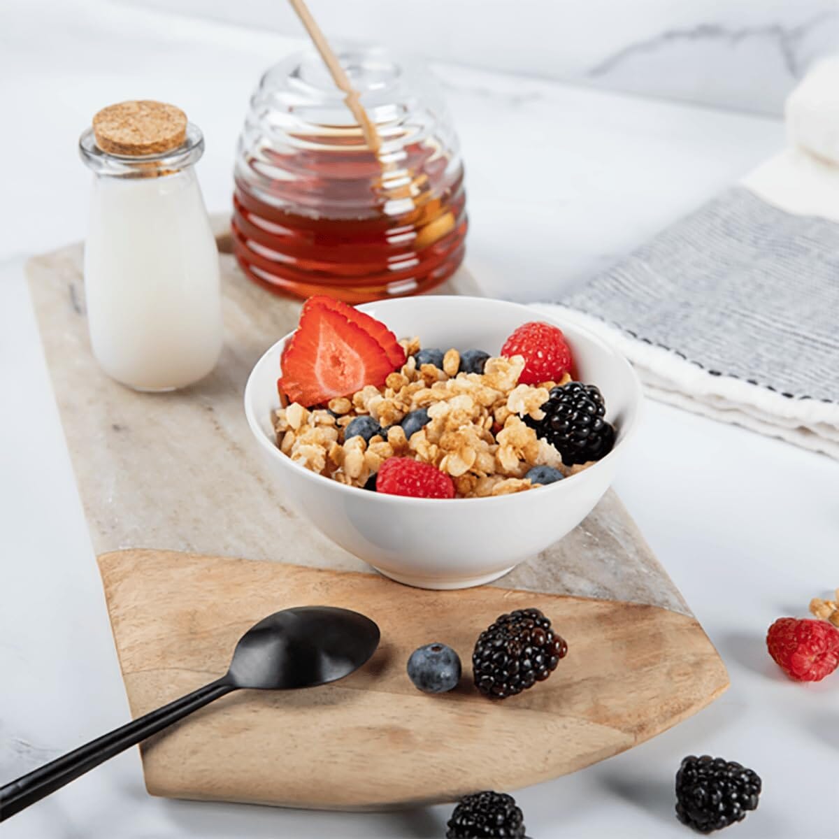 Calbee Frugra Fruit & Granola, Original, 12.35 oz Calbee 