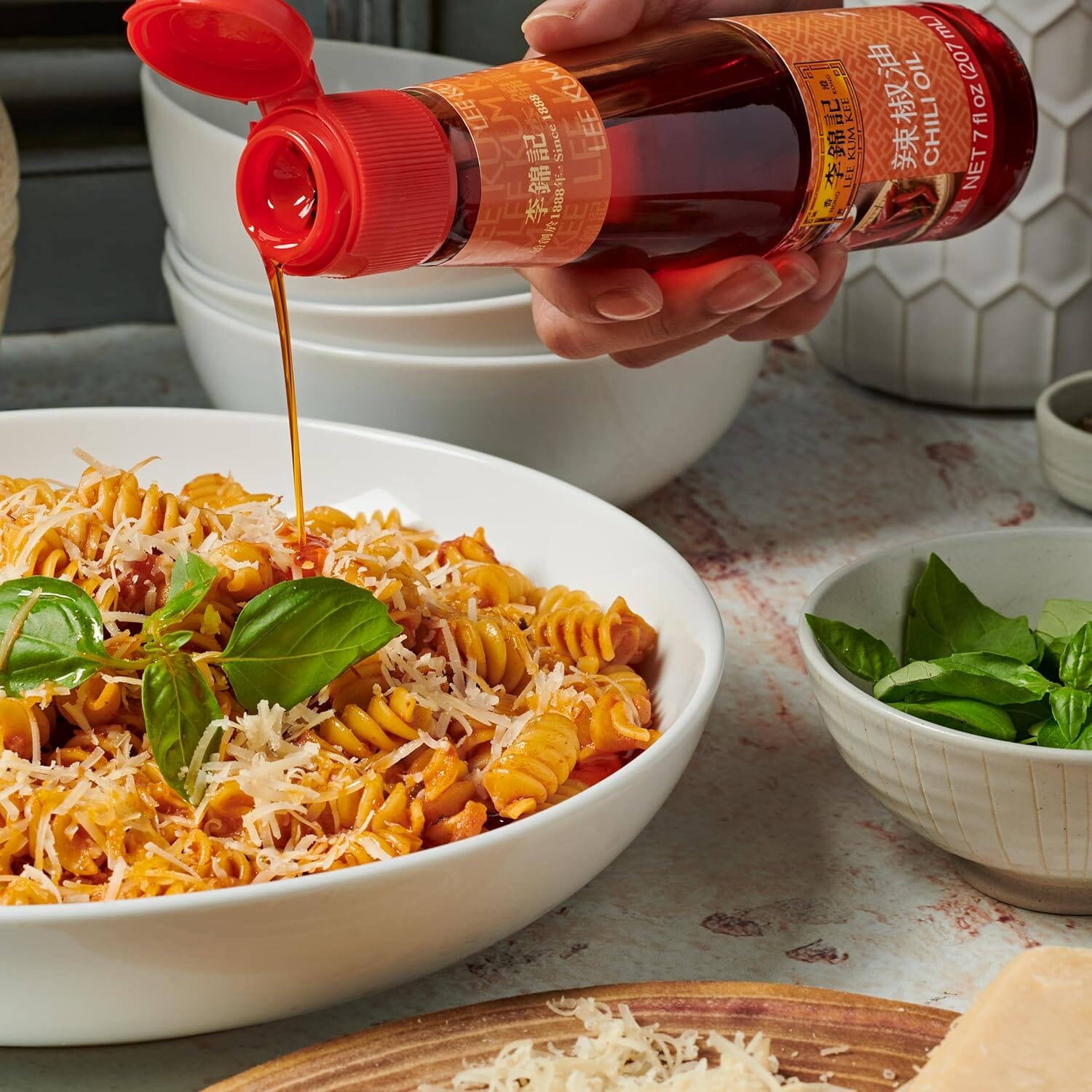 Lee Kum Kee Chili Oil (7 oz - 1 Pack), Crafted from Dried Chili Peppers and Soybean Oil, Spicy, Perfect for Dipping, Cold Dishes, Sichuan and Hunan Dishes Snackathon Foods 